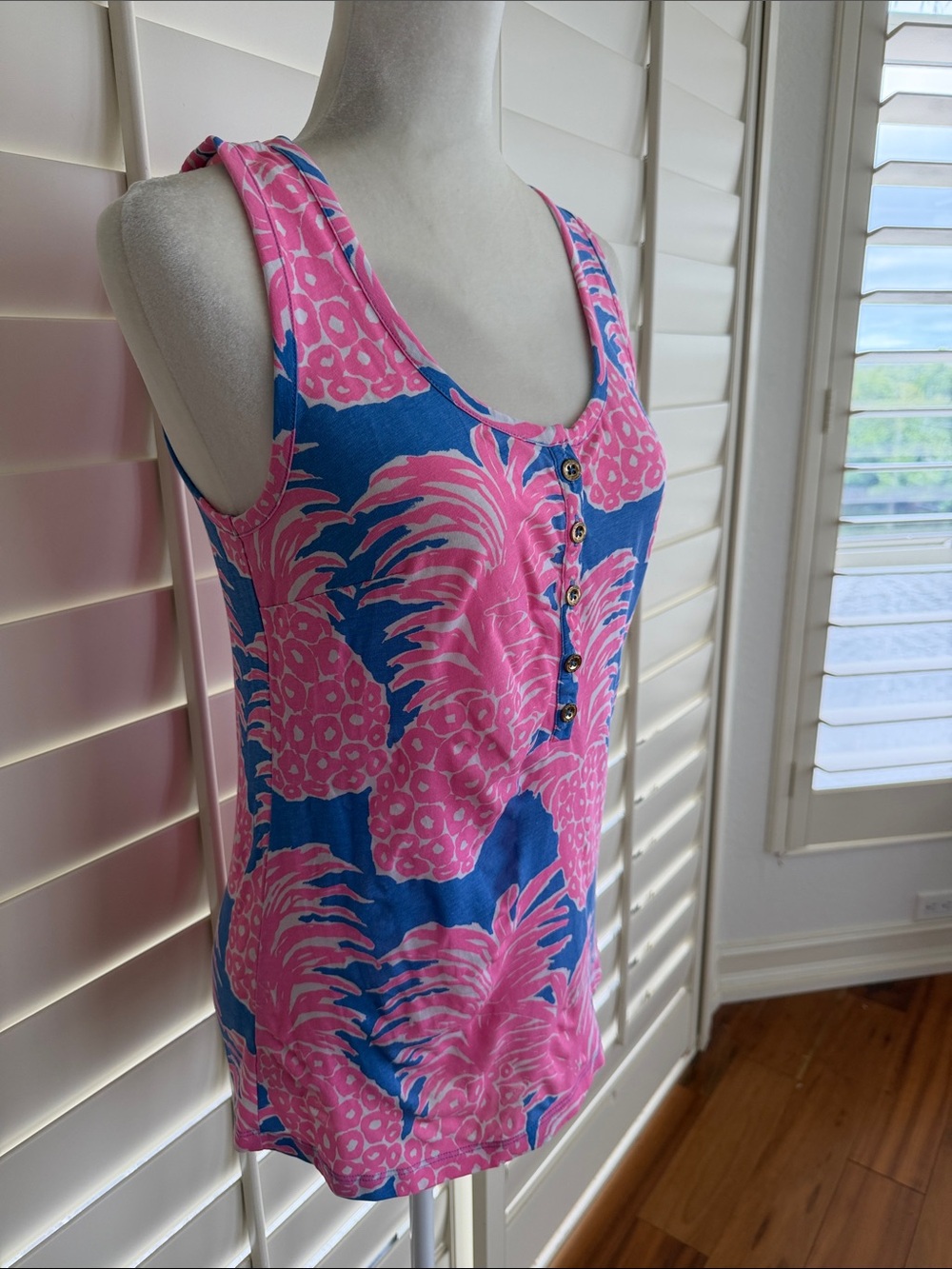 Lilly Pulitzer Pink & Blue Pineapple Print Tank Top S - Picture 3 of 5